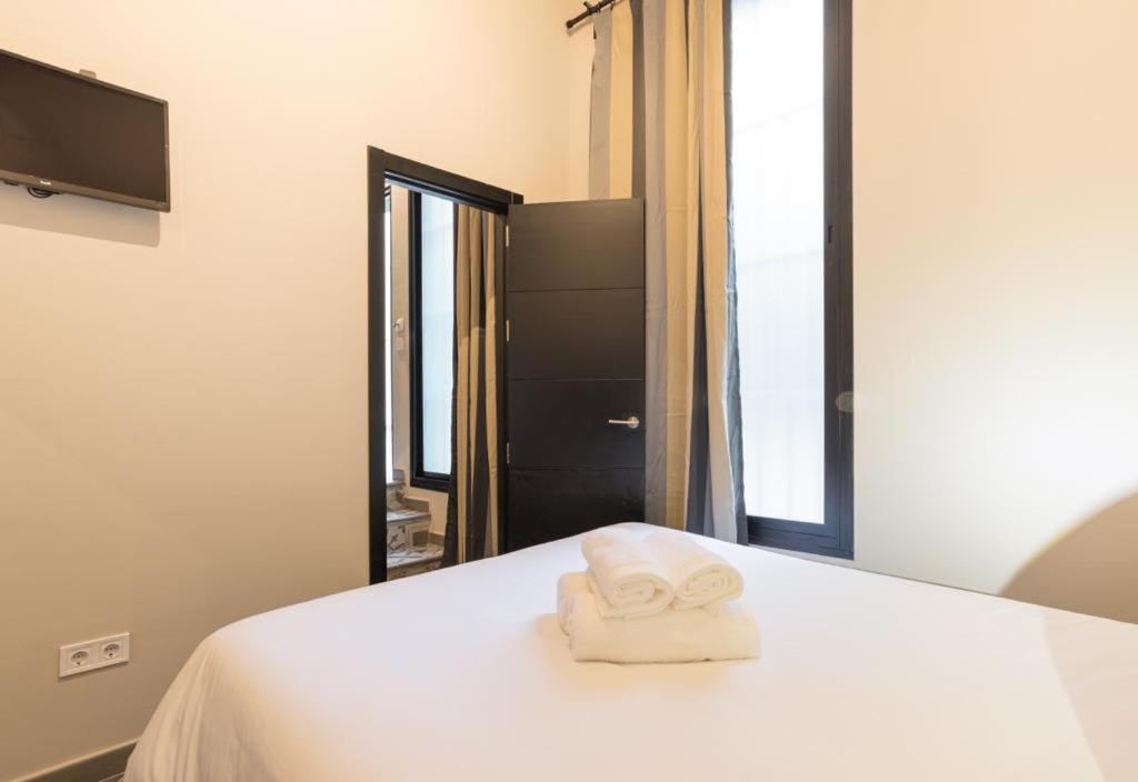 Historical Center Ollerias Apartment Malaga Ngoại thất bức ảnh
